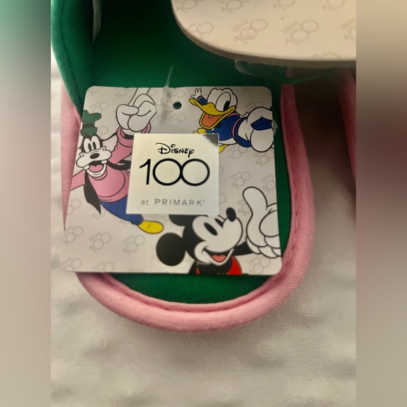NWT- Mickey Mouse Women’s Slippers. Pink & Green Size 7/8 - Picture 6 of 7
